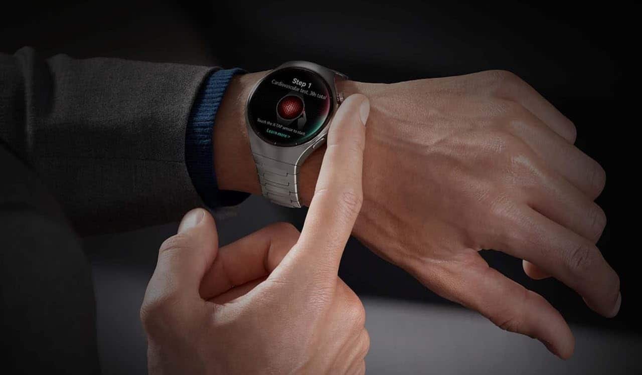 La montre connectée Huawei Watch 5