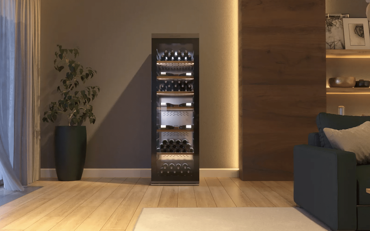 Une cave à vin de la marque Climadiff dans un salon moderne.