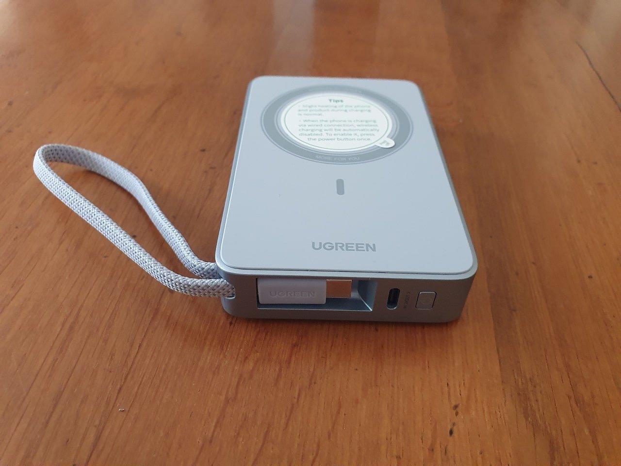 Le chargeur sans fil Qi2 Powerbank 10000 mAh de la marque Ugreen